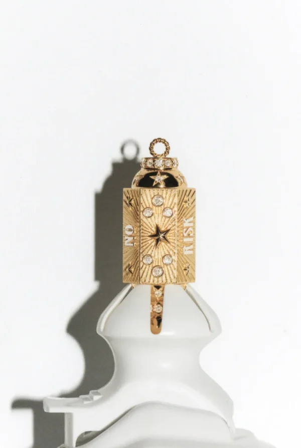 Marie Lichtenberg No Risk No Glory Locket
